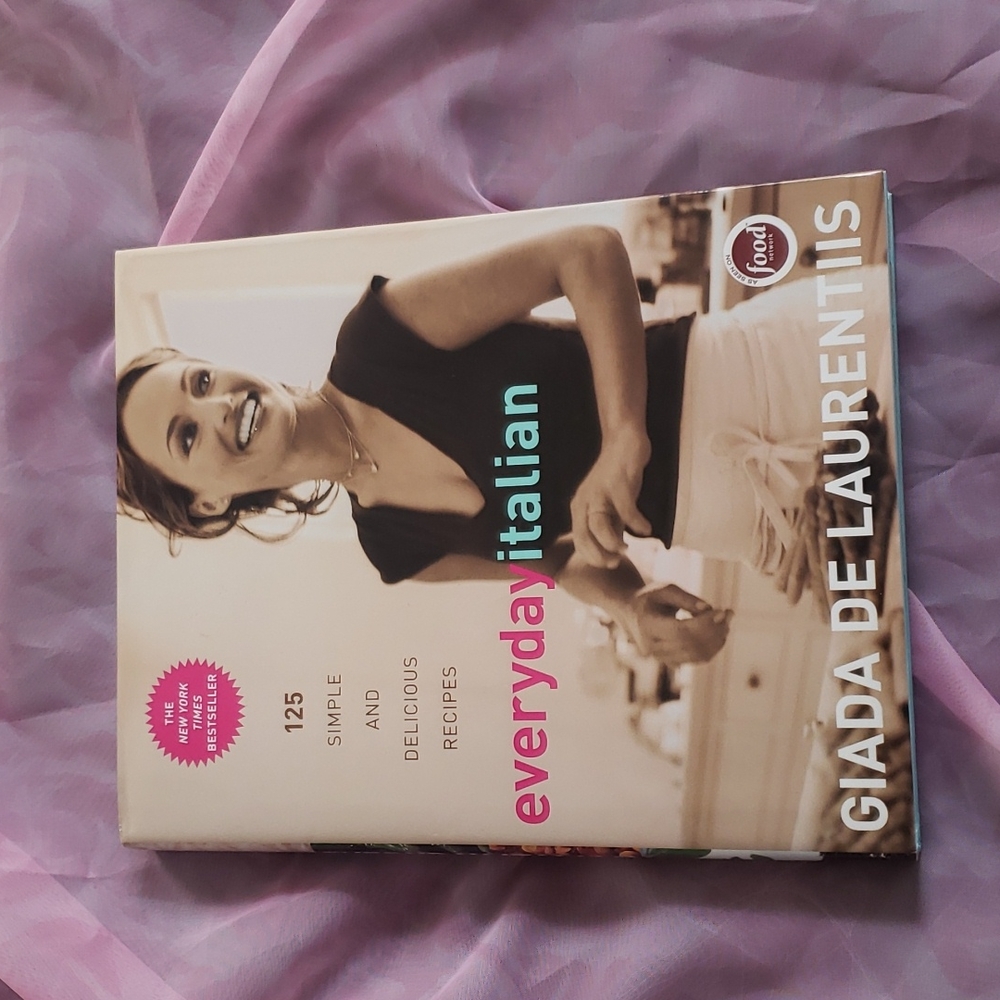 Every Day Italian Giada De Laurentiis - Picture 1 of 5